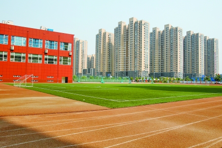 鄭州熱點學校周圍二手房大幅提價 高達1.5萬/平米 鄭州熱點學校周圍二手房大幅提價 高達1.5萬/平米