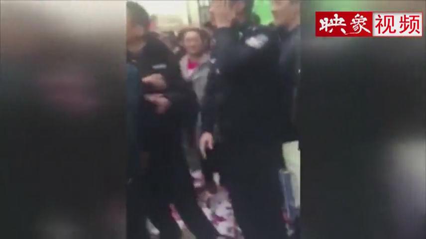 暈！城管被打警方出警被圍攻