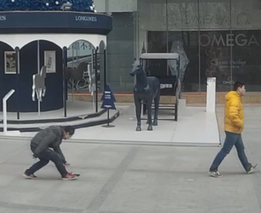 鄭州表情之跨年笑臉 撿人錢包拒絕歸還 正義哥在哪？