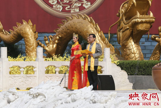 省委副書記、省政協(xié)主席葉冬松致歡迎詞。映象網(wǎng)記者 邵恰 攝