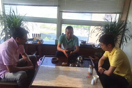 居中者為孫天浩 居中者為孫天浩